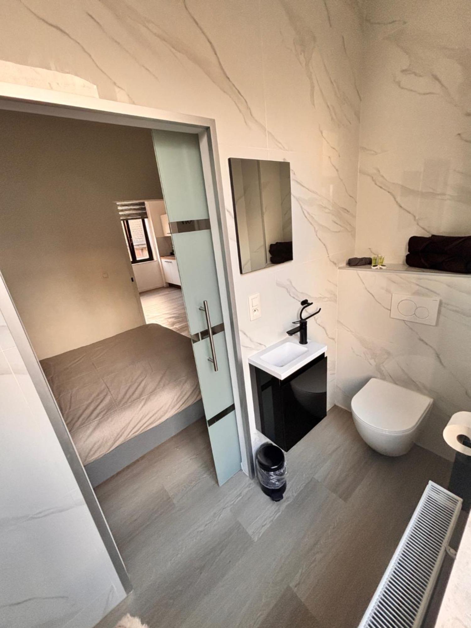 Foursuites Lieja Exterior foto