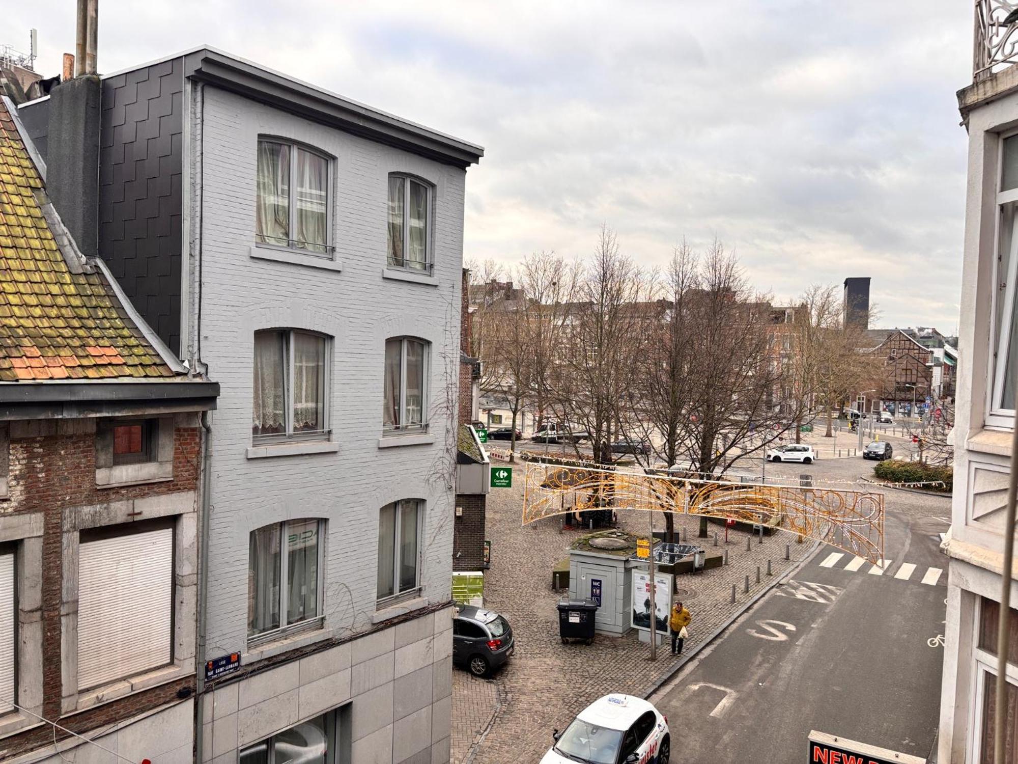 Foursuites Lieja Exterior foto